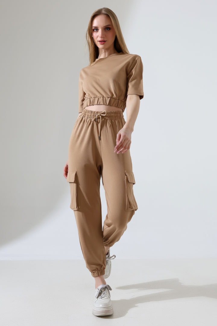 Kadın Camel Crop Kargo Cepli Jogger Eşofman Takımı