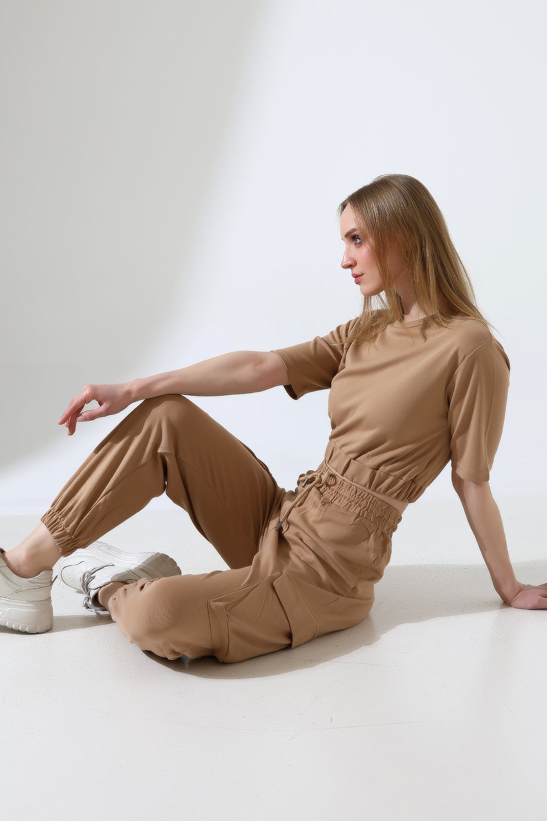 Kadın Camel Crop Kargo Cepli Jogger Eşofman Takımı