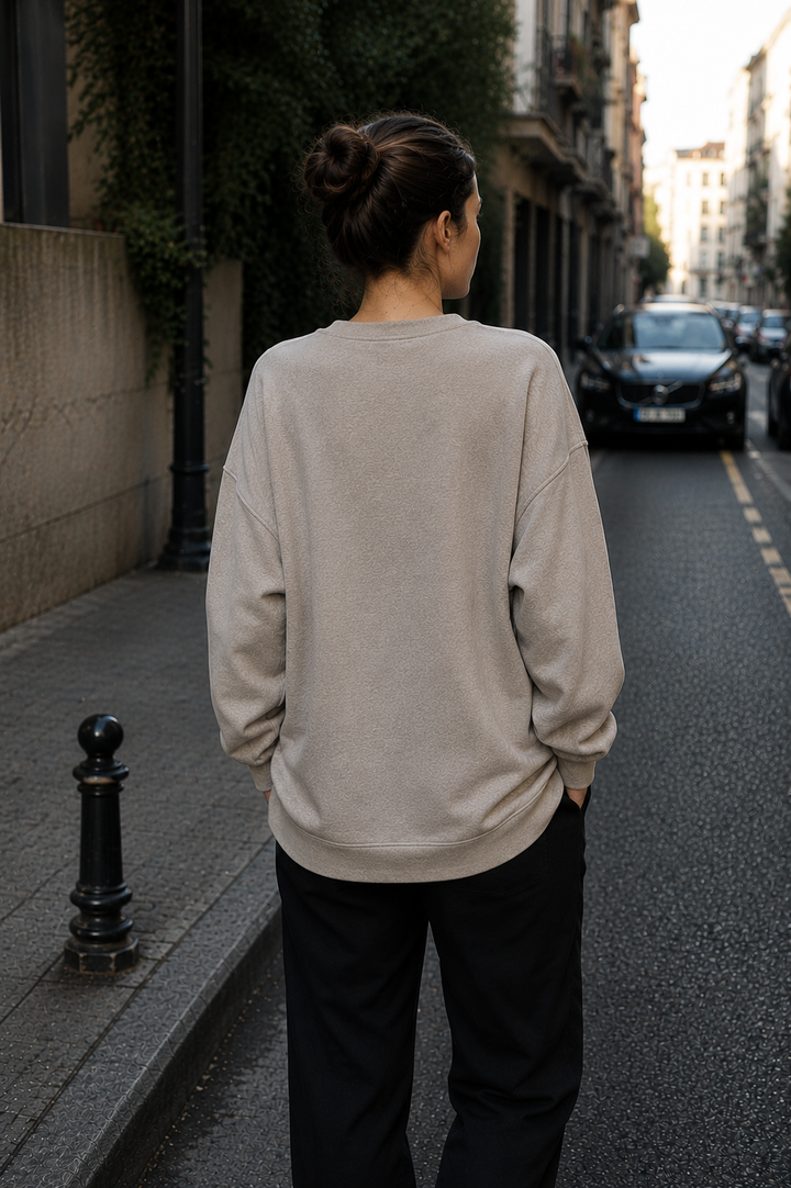 TAŞ DETAYLI CEPLİ SWEATSHIRT Vizon