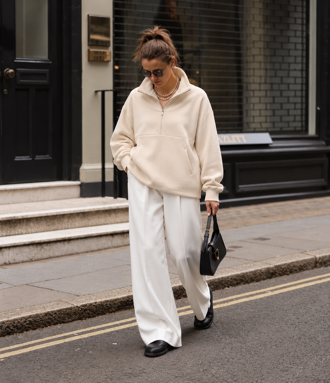 FERMUARLI BİYELİ PELUŞ SWEAT Ekru
