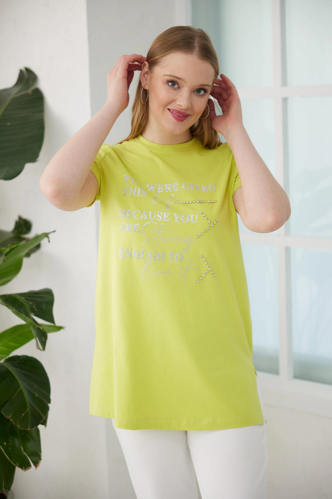 SİMLİ TAŞ İŞLEMELİ YAZILI TSHIRT Lime